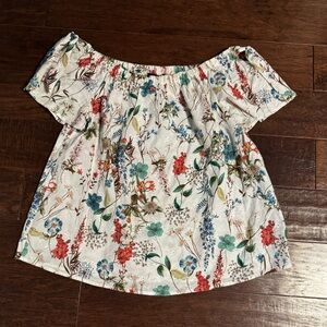 Women’s Sanctuary off the shoulder top- Small